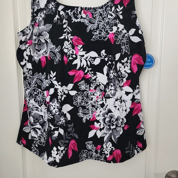 Tankini Top - Picture 1 of 3